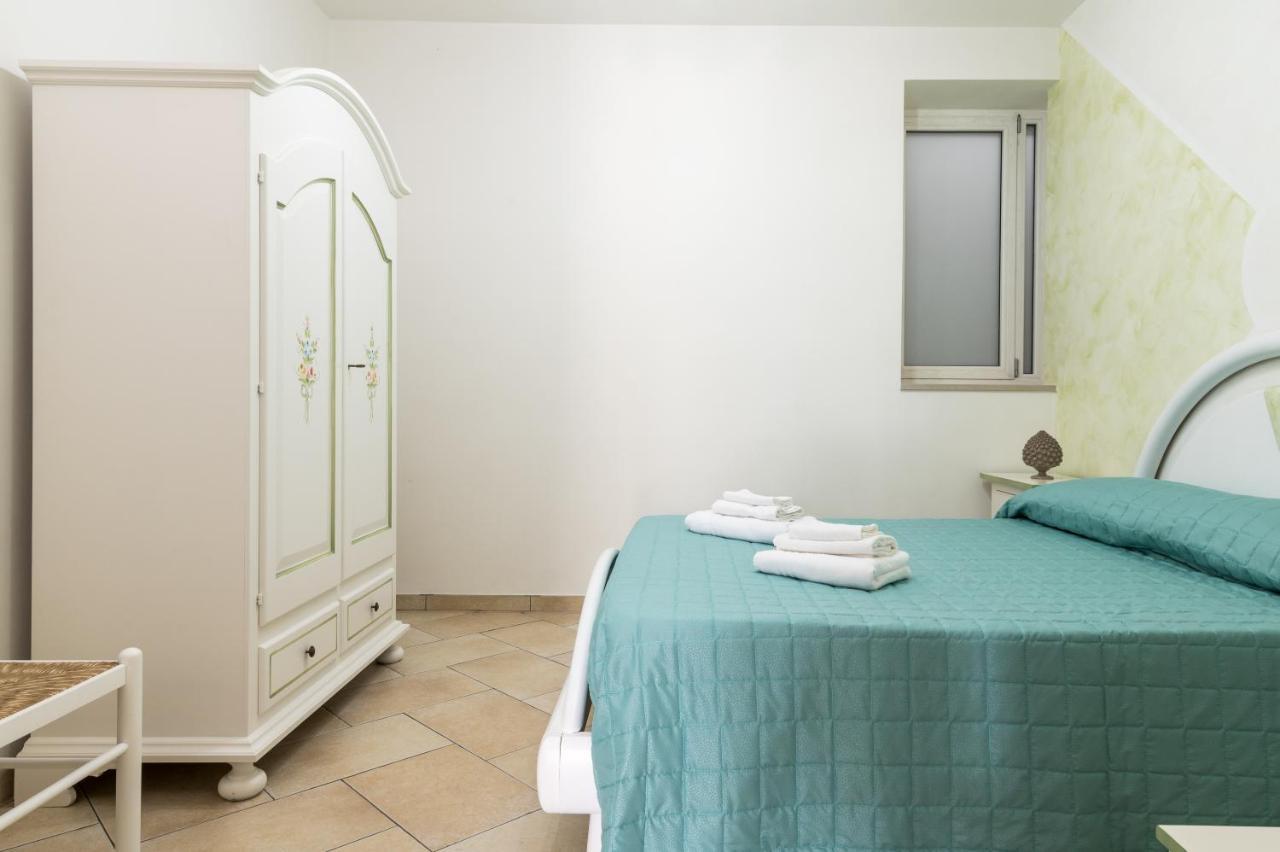 Appartamento Ortensia In Villa Mariella ออสตูนี ภายนอก รูปภาพ